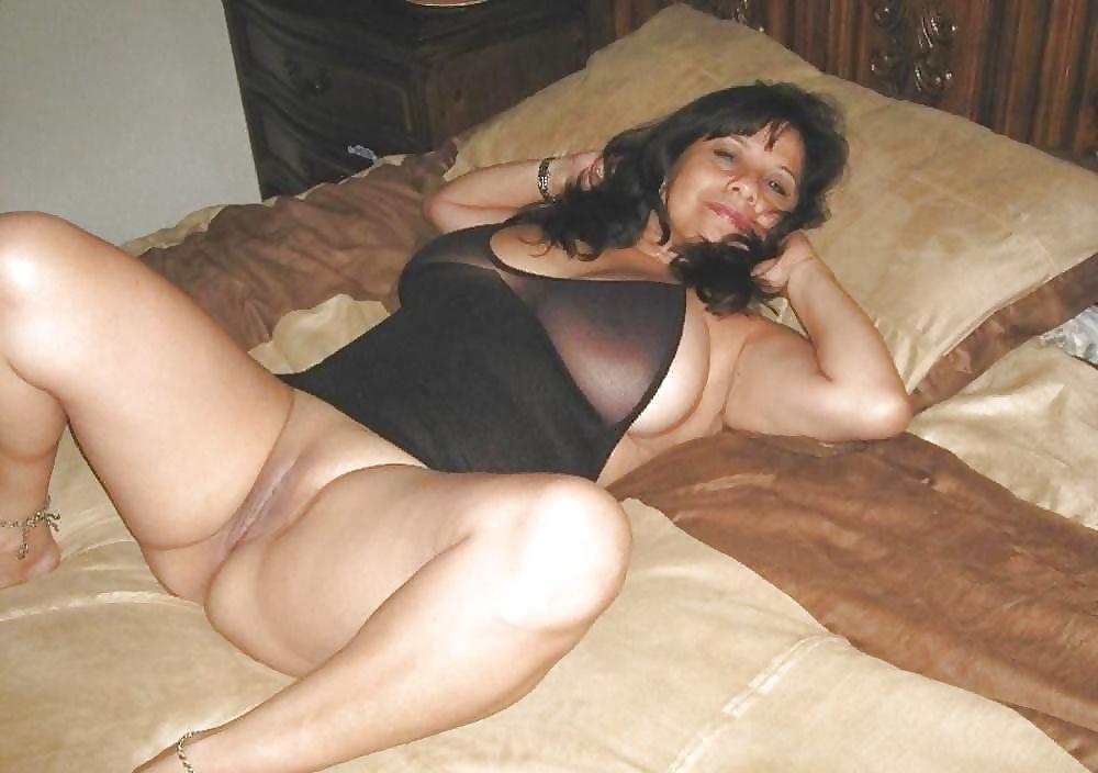 25P Just catch a horny granny (7)