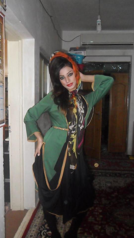 12P Persian Girls From FB