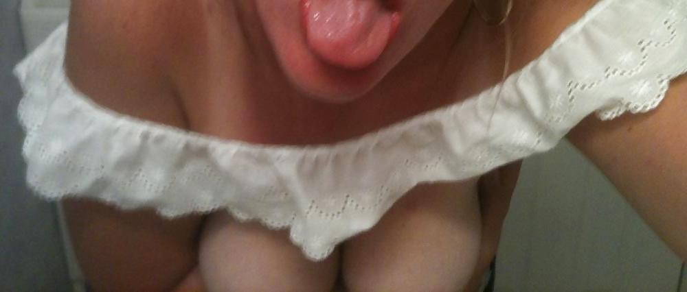 21P Amateur maid
