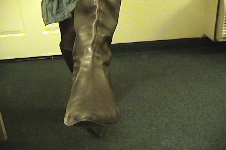 25P Wearing sexy boots while having some fun