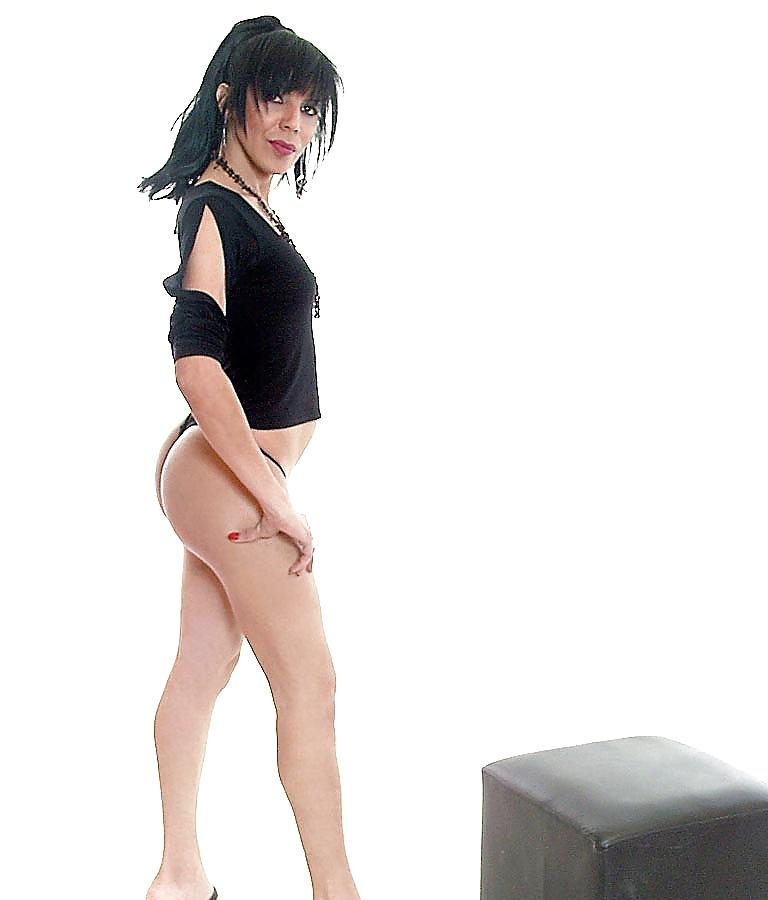 25P Tranny small tits delights