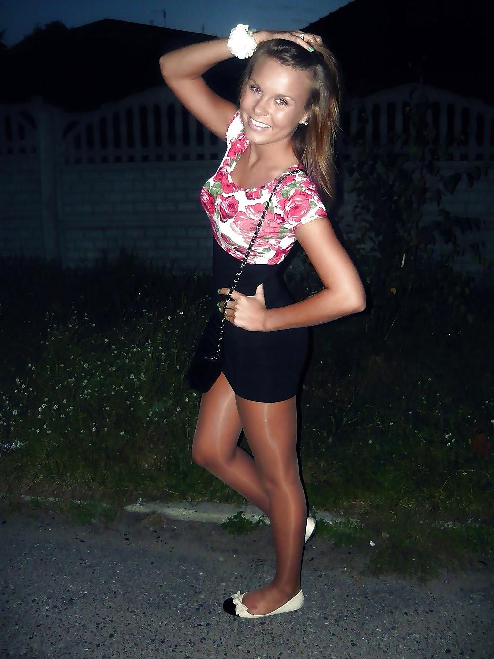 25P Sexy as hell pantyhose babes 4