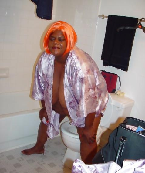 21P Old fat granny
