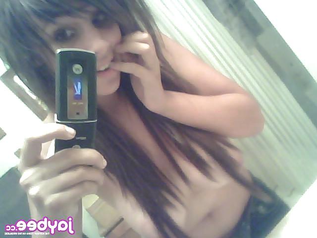 9P Busty young emo scene selfies topless boobs