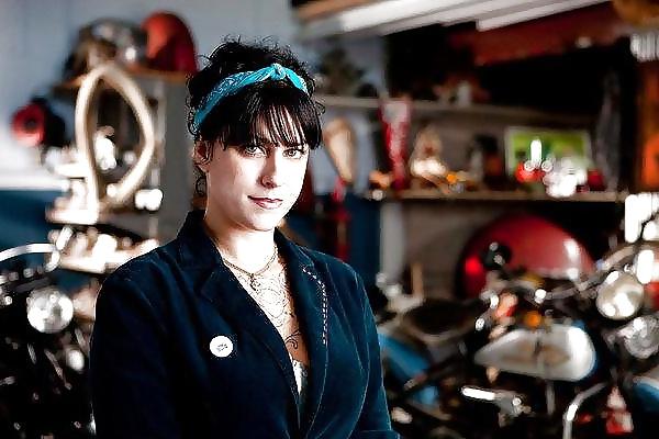 25P American Pickers Danielle