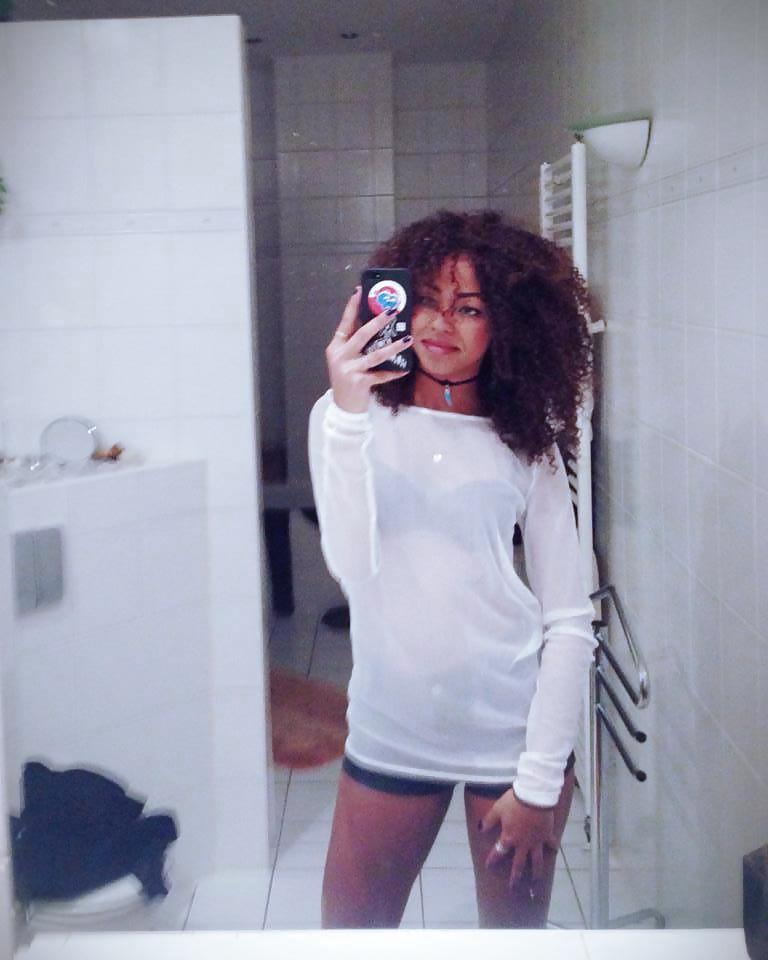 22P Debbie Sch. - German Ebony Slut to Fuck 3