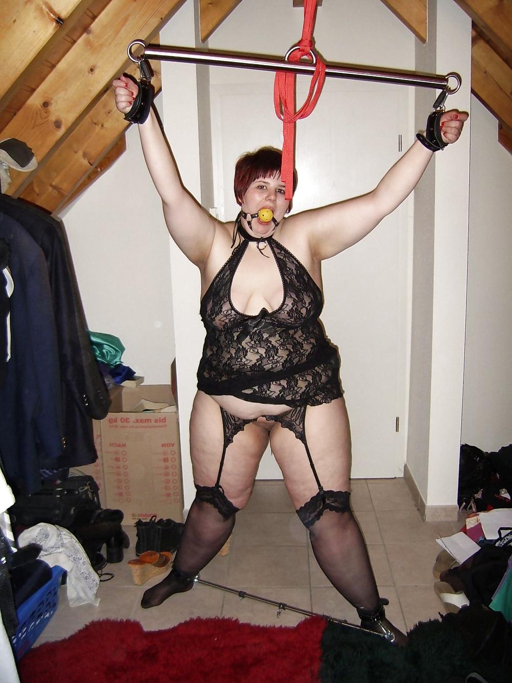 25P Bondage beauties