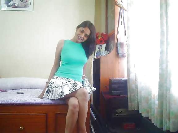 12P Hot Indian babe nude