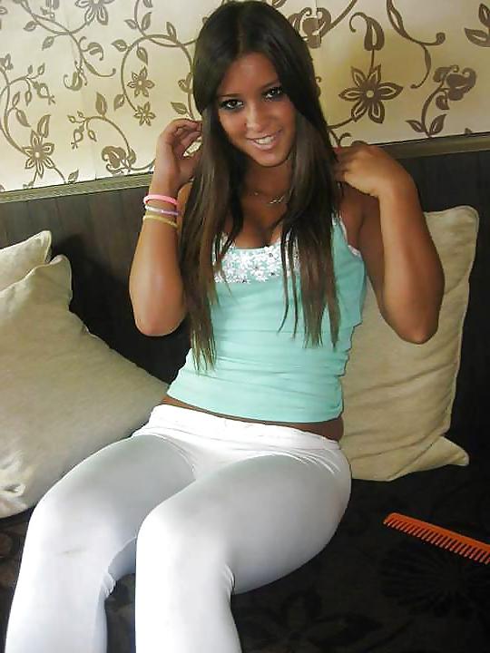 25P Domace cice u tajicama-spandex ass