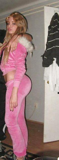 25P Domace cice u tajicama-spandex ass