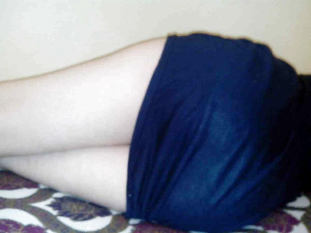 22P Khaliji arab wife with her husband