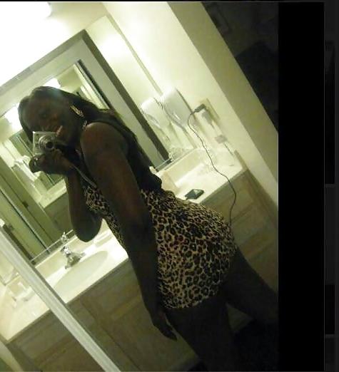 8P Hot Ebony girl