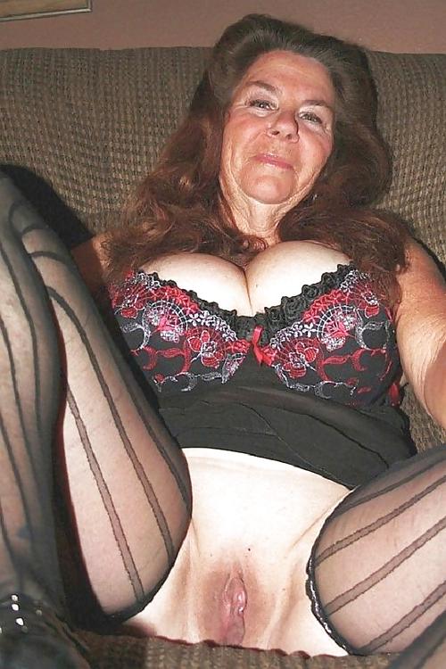 25P Older Girls - Grannies - Cougar - Mature Babes   N A K E D