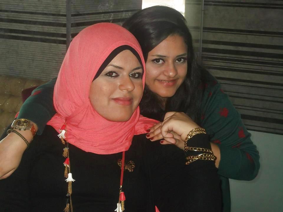 20P Egyptian Big Tits Girls of Alexandria 4 : The Milfs