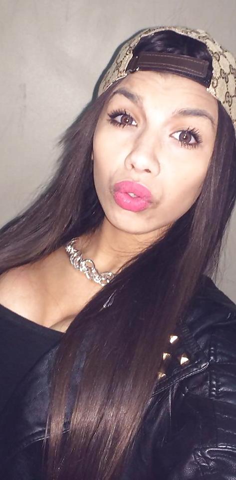 20P Beurette Visage a Sperme 40