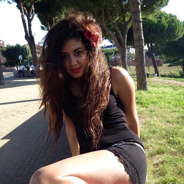 25P Nadia la beurette