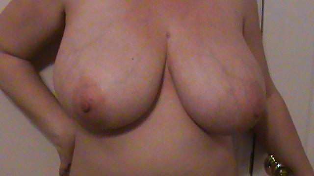 9P Big tits MILF Lateshay natural Tits