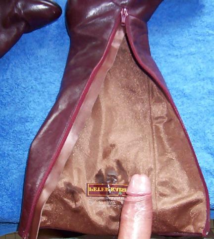 25P Vintage leather boots