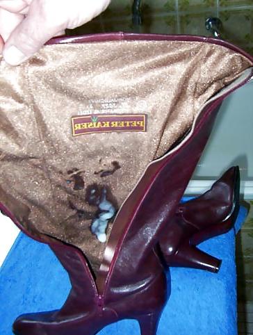 25P Vintage leather boots
