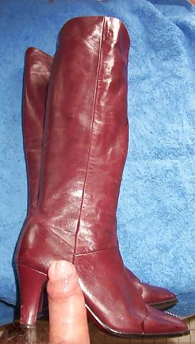 25P Vintage leather boots