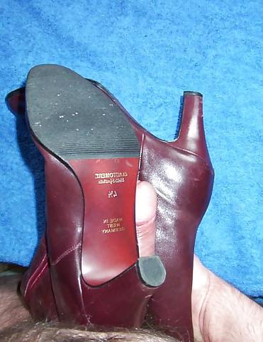 25P Vintage leather boots