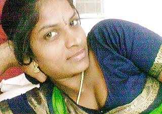 7P Telugu Married Aunty Shows Her Beautiful Nipple