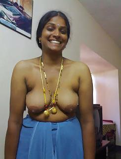 7P Telugu Married Aunty Shows Her Beautiful Nipple