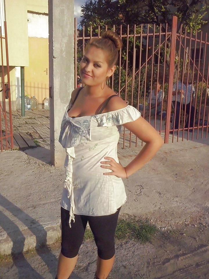 25P Beautiful BG gypsy girl with big tits
