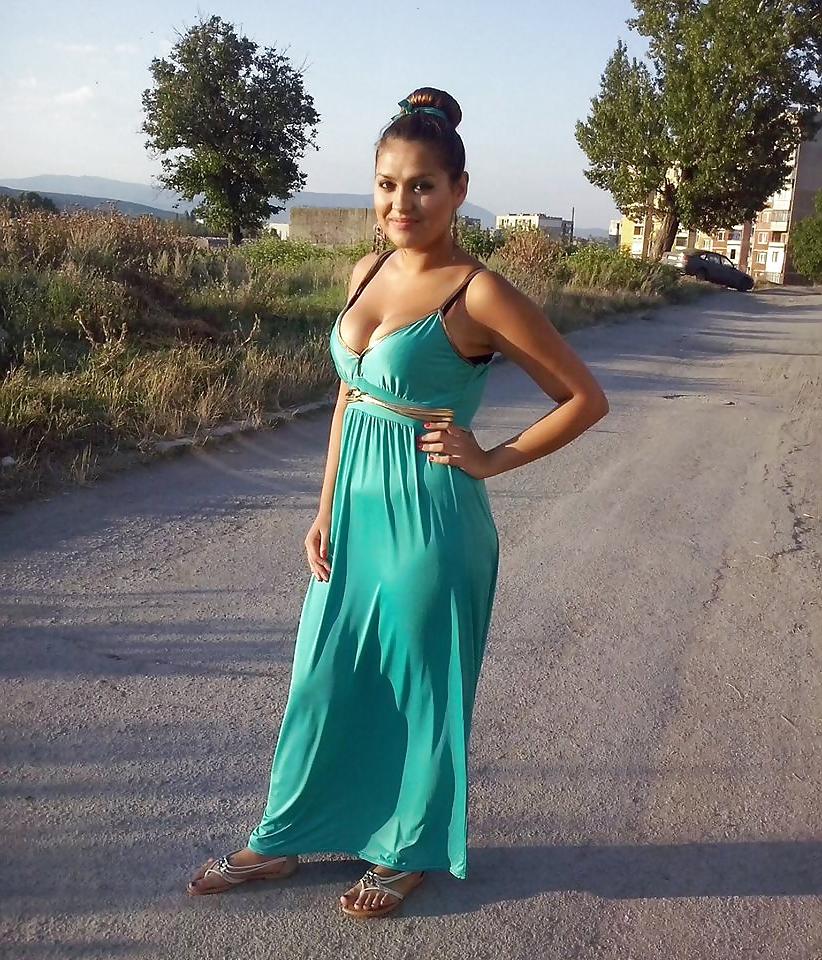 25P Beautiful BG gypsy girl with big tits