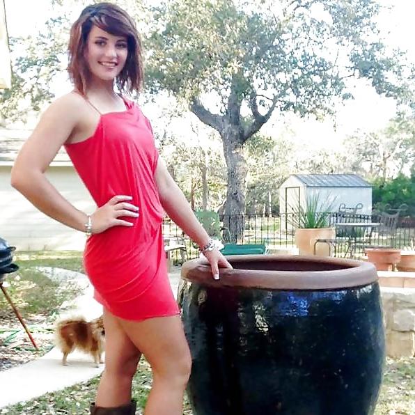 25P Facebook teen babes 23 dressed up, makeup & hair done