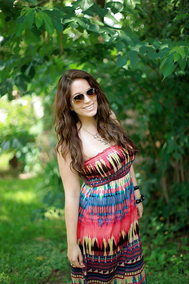 25P Facebook teen babes 23 dressed up, makeup & hair done