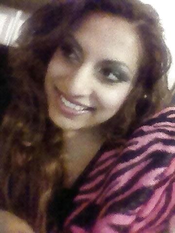 25P American Paki Milf Visiting UK Hot