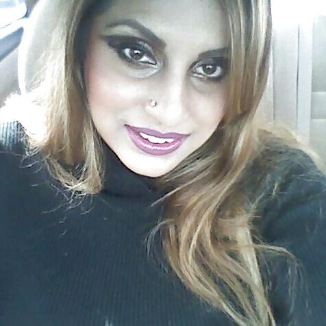 25P American Paki Milf Visiting UK Hot