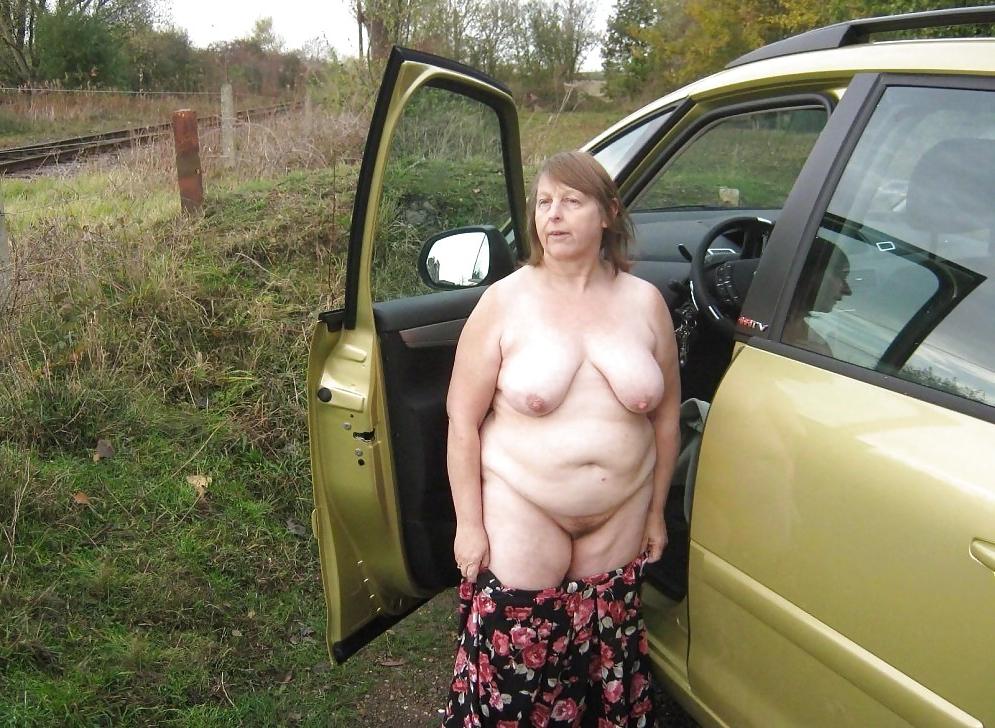 20P Saggy tits 109.