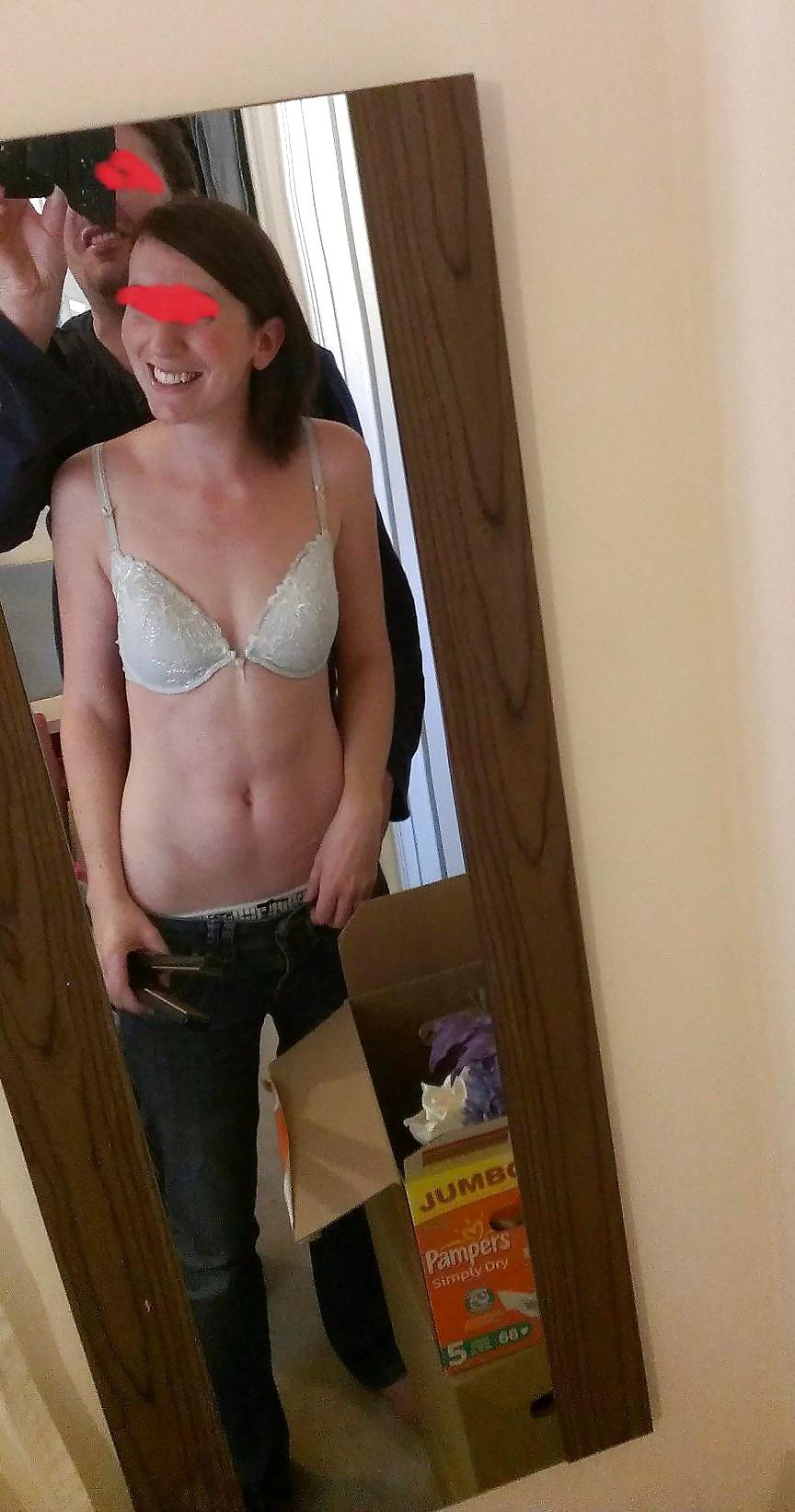 14P My Wife Caught Naked