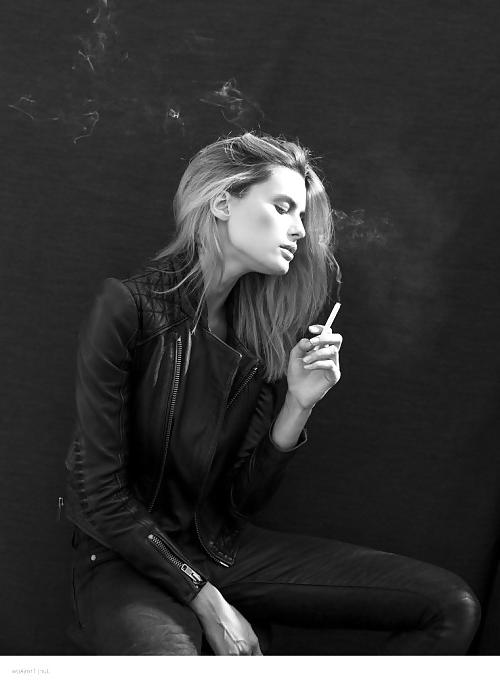 25P Smoking Sexy 24