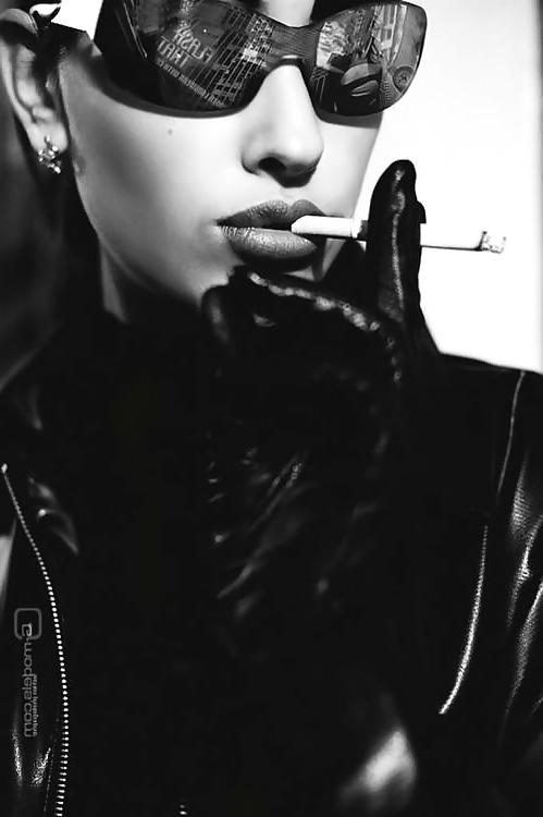 25P Smoking Sexy 24