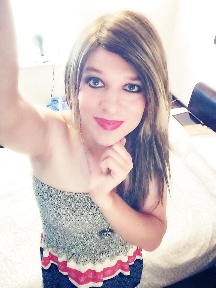 25P Pretty crossdressed babes 