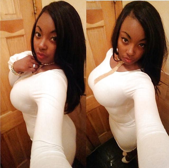7P Thick ebony hoe