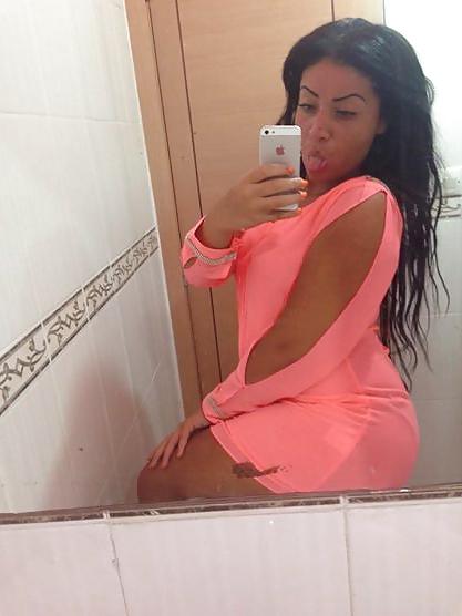 25P Houda beurette salope