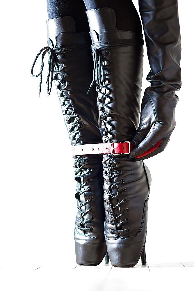 12P Ballet boots & Bondage