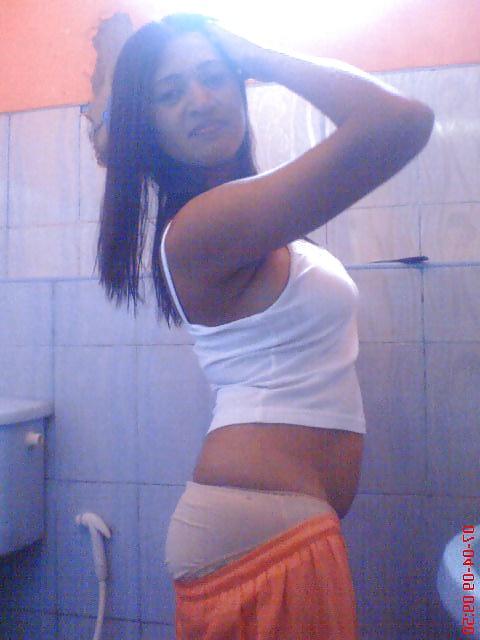 7P Busty Indian girl nude