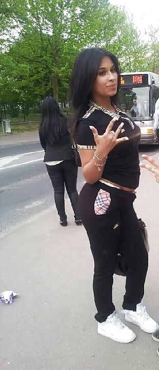 8P Gina la beurette