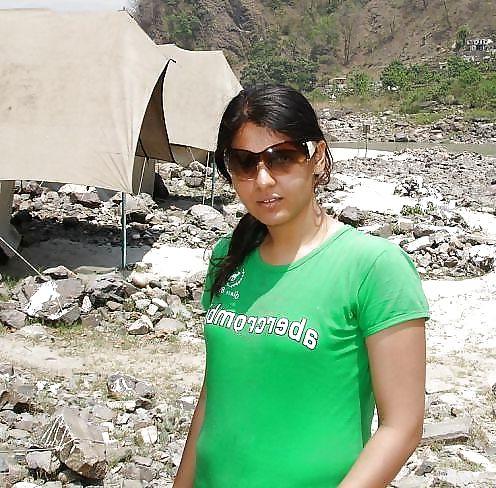 25P Hot Indian Girs.... Jerkable