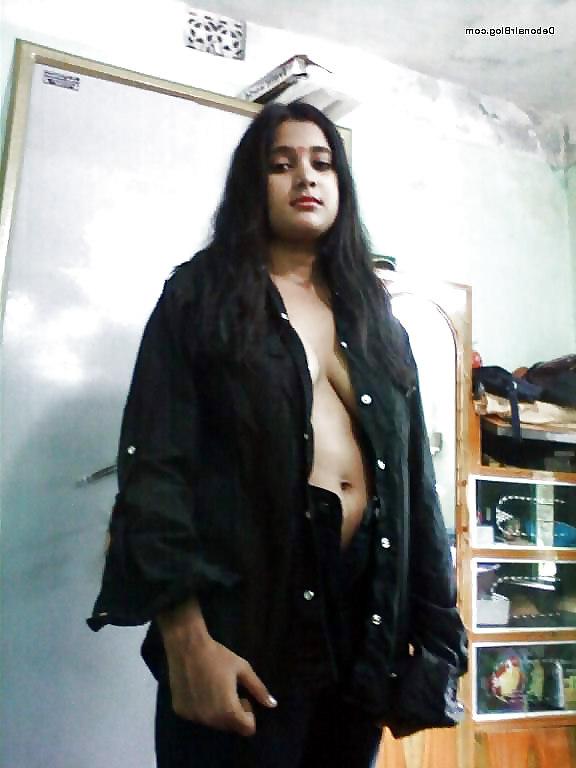 25P Hot Indian Girs.... Jerkable