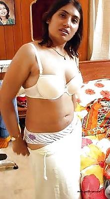 25P Hot Indian Girs.... Jerkable