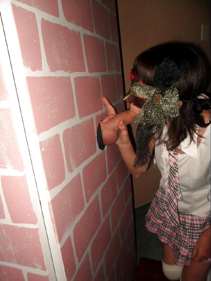 13P MILF schoolgirl at the Glory Hole