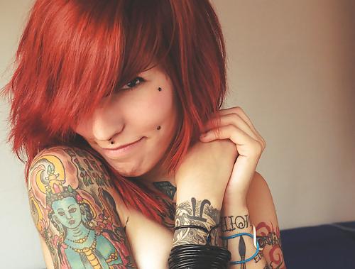 25P Emo goth punk girl