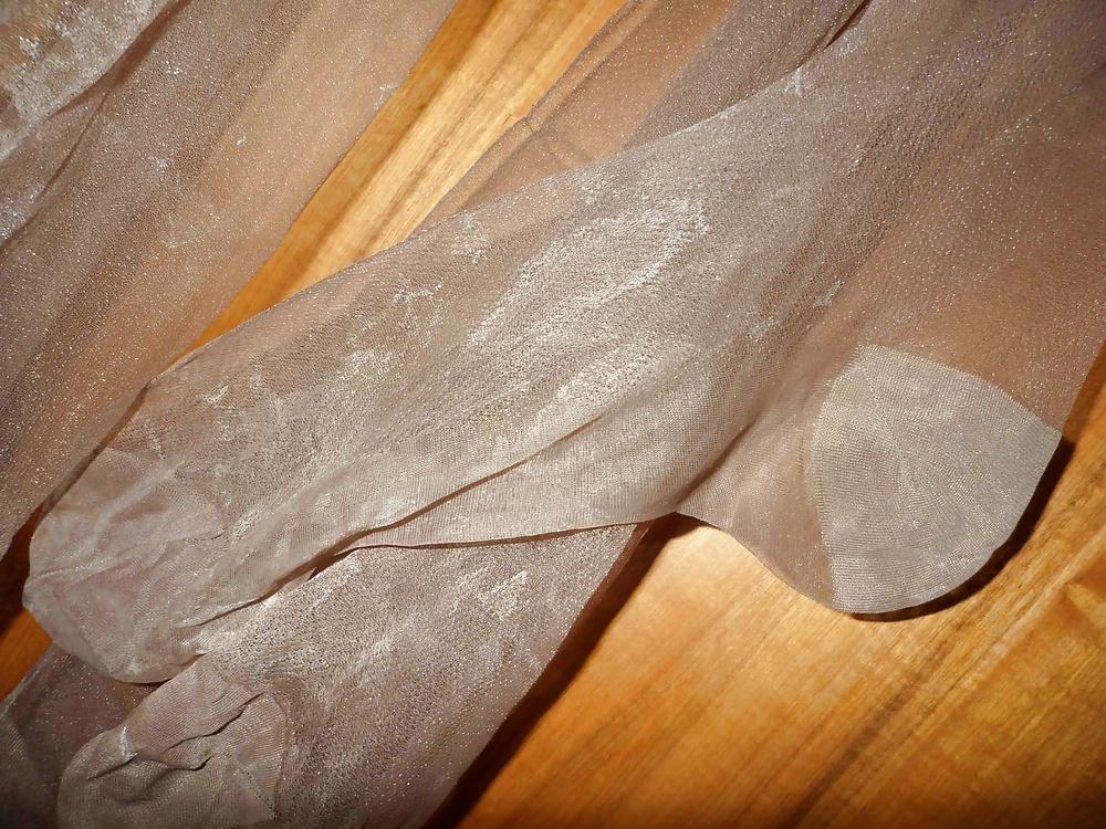 25P Sperm on devine stockings!!!!