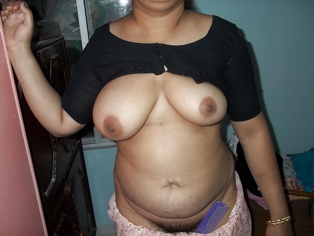23P Indian Aunty Show 35